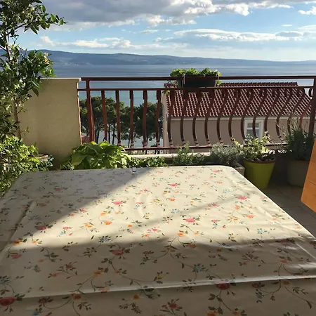 Apartamento Geraeumige Mit Balkon Und Meerblick Duće